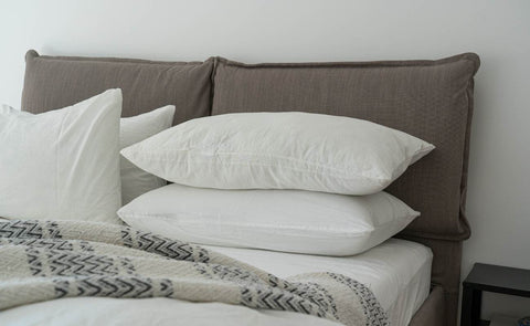 Sleeping Without a Pillow: Benefits and Techniques for Better Rest