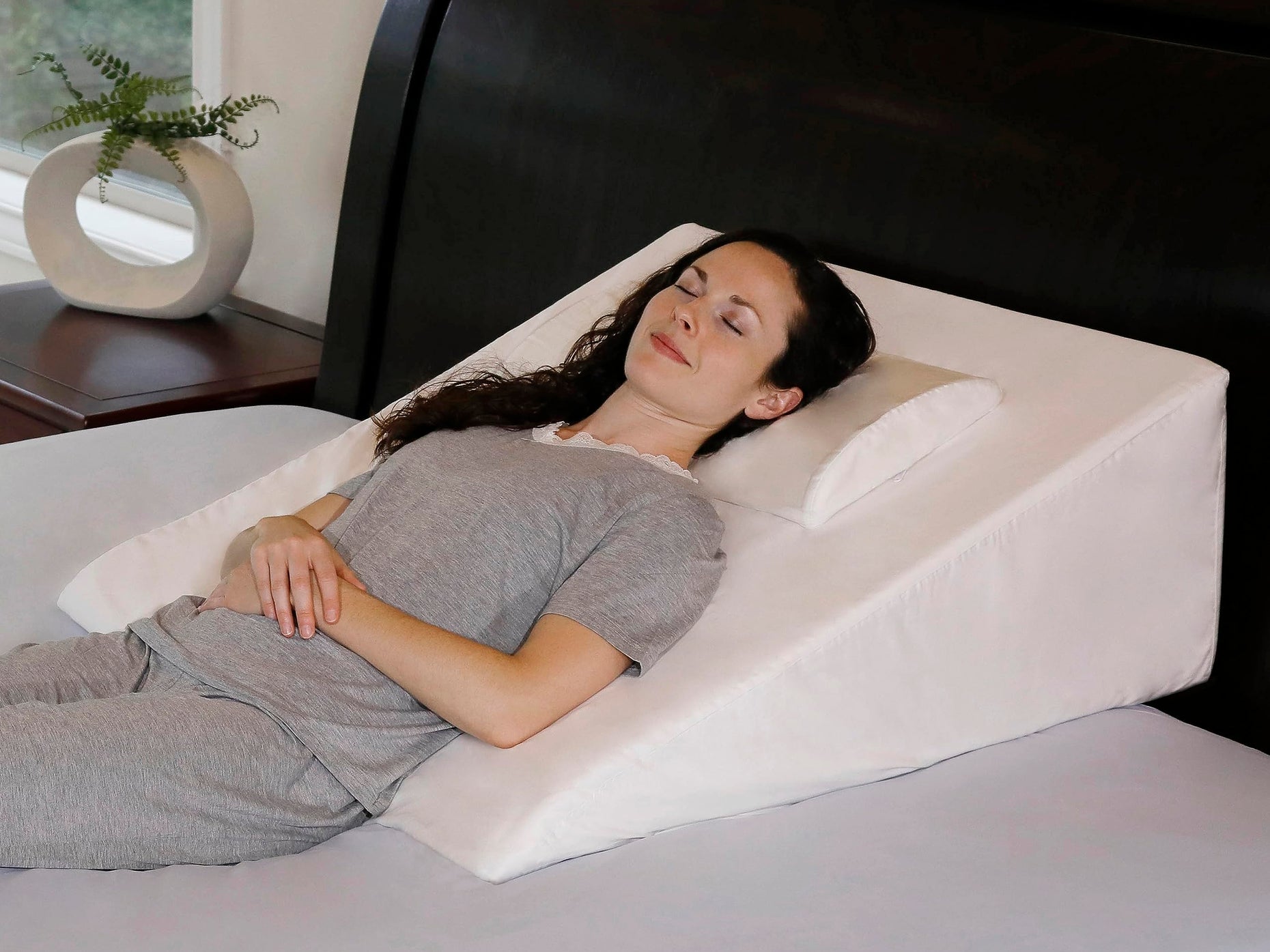 Best Pillow For Sitting Up In Bed Good Pillow Inc Best pillow for sitting up in bed good pillow inc