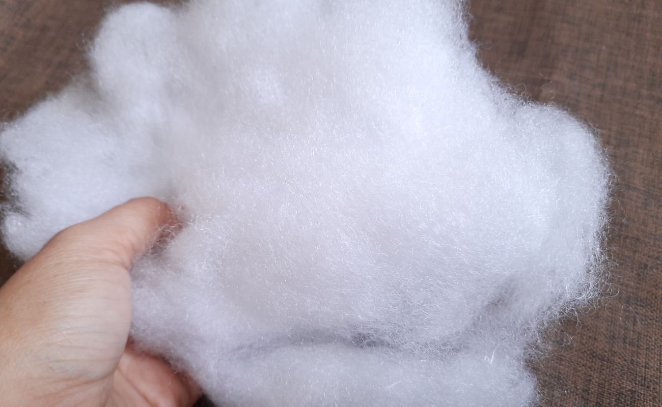 What Pillow Fill Is Right for You: Feather, Foam, or Alternative?